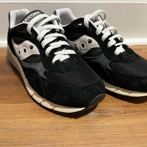 Saucony Shadow 6000 Black and Gray Sneakers